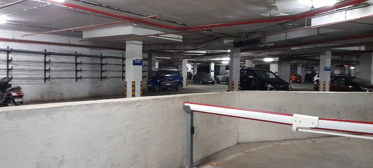 Book Parking at Fulcrum mcgm pay and park andheri east , Mumbai